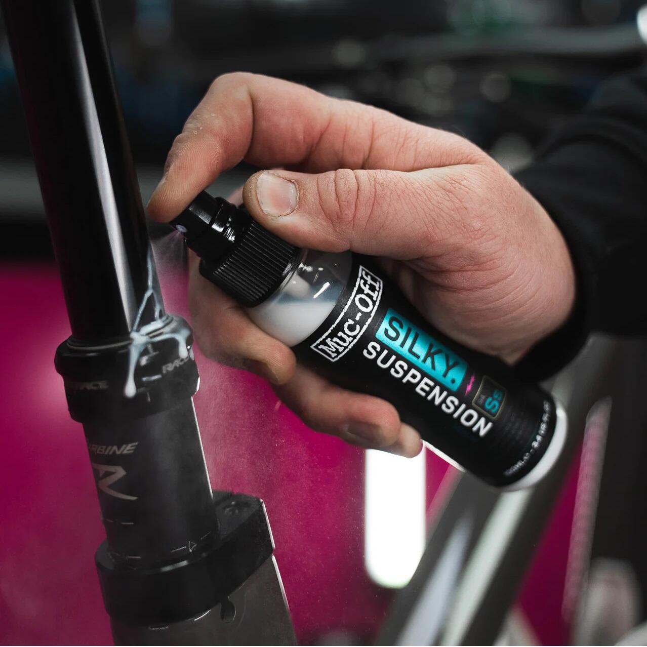 MUC-OFF SILKY SUSPENSION SERUM MAINTENANCE SPRAY 100 ml 4/5