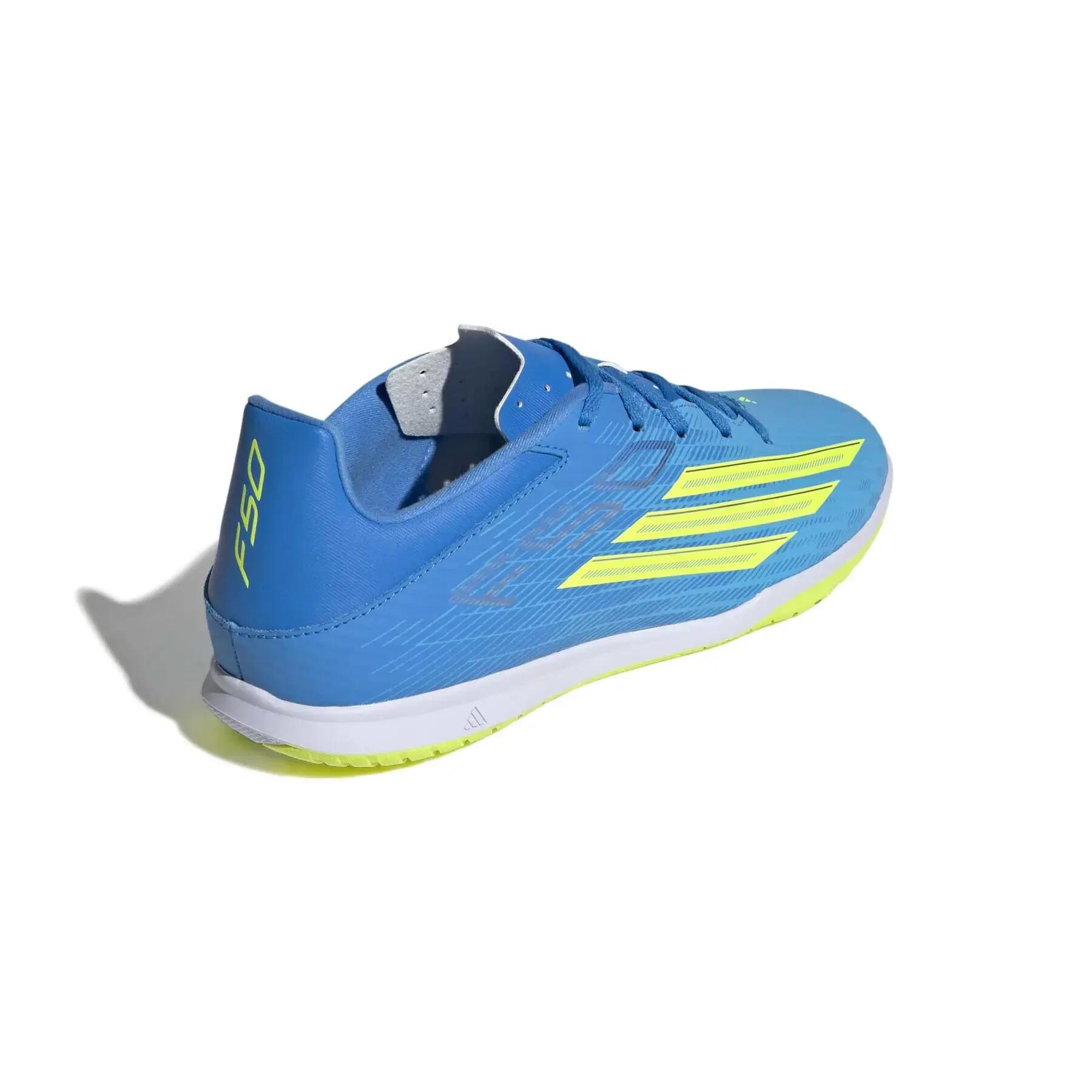 Buty piłkarskie halowe adidas F50 Club IN 6/7