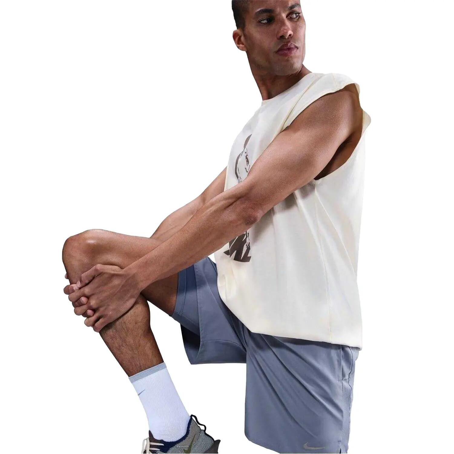 NIKE picture