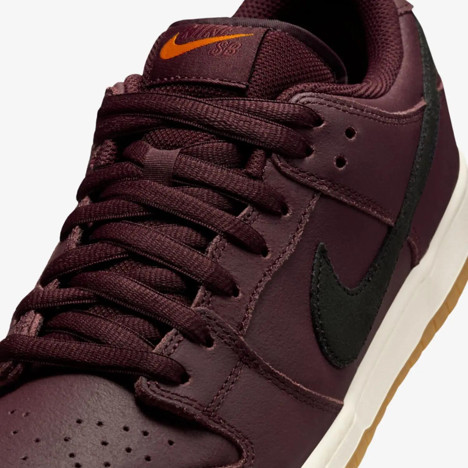 Nike SB Dunk Low Pro Burgundy Crush 2/3