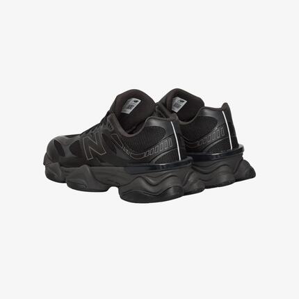 New Balance 9060 Black Grey Black
