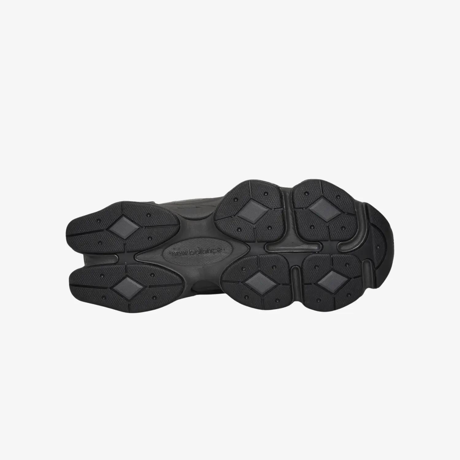 New Balance 9060 negru gri negru 3/5