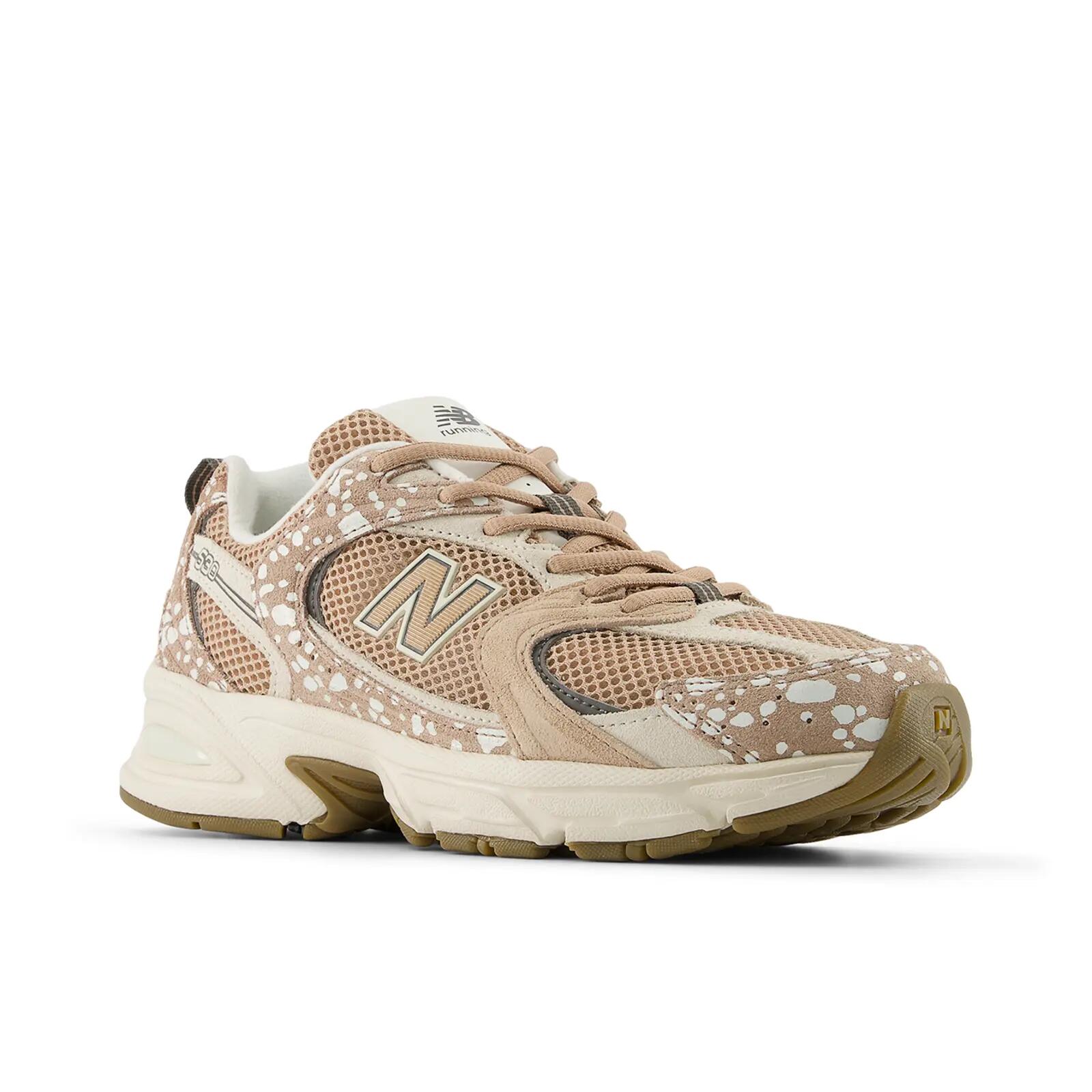 530 Flat Taupe 4/4