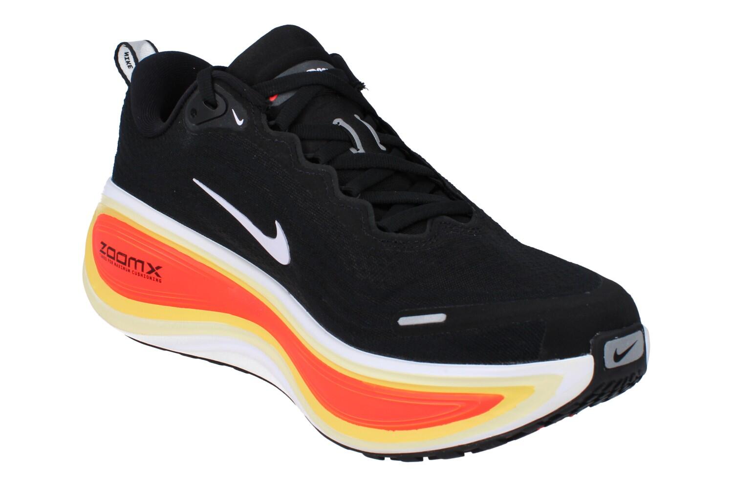 Nike Vomero Plus Black Bright Crimson White 4/6