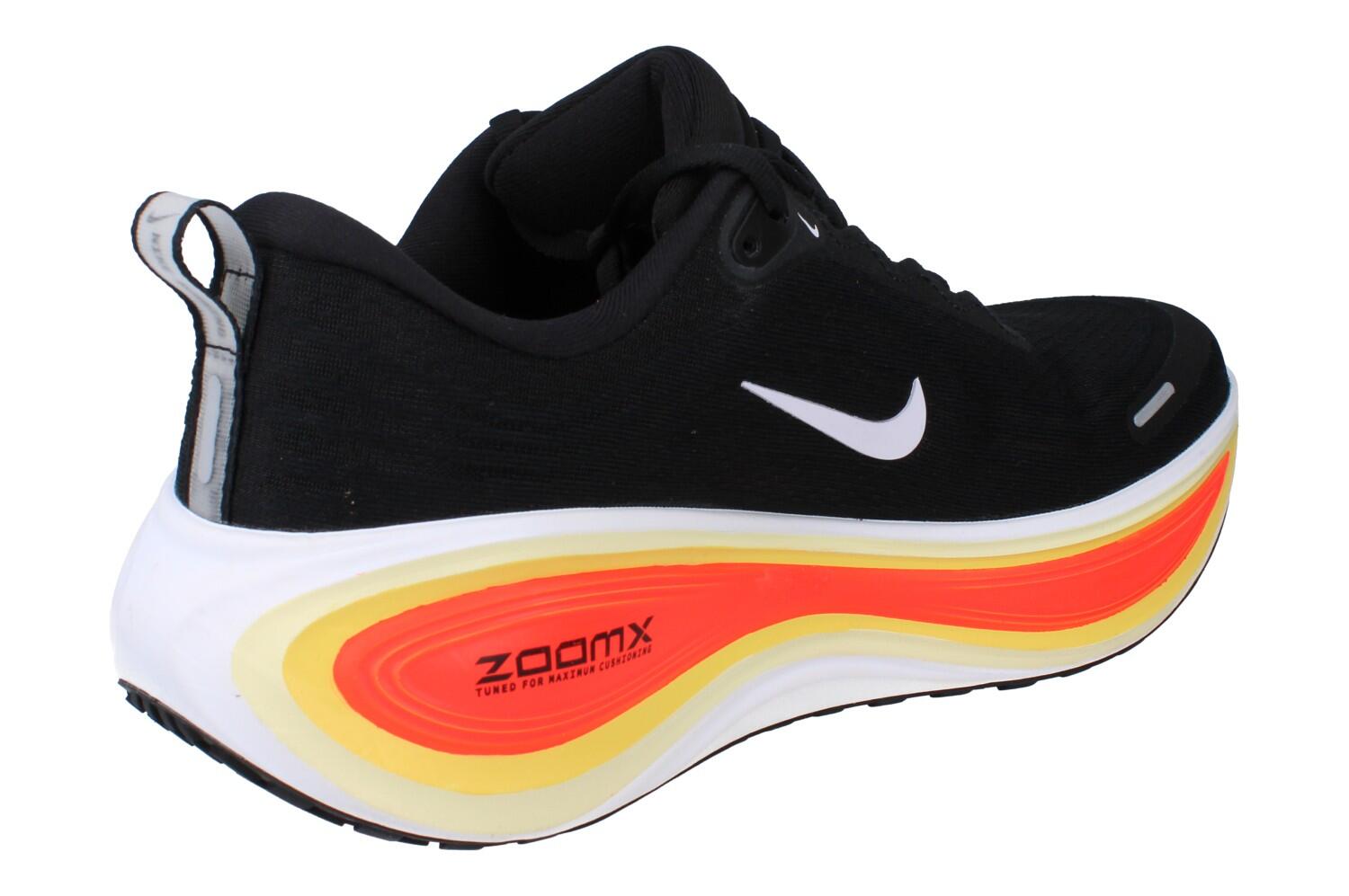 Nike Vomero Plus Black Bright Crimson White 3/6
