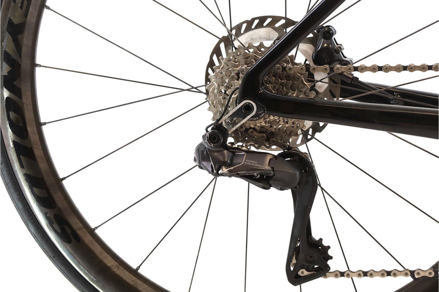 Bici strada ricondizionata ·  Scultura 8000 Di2 12V · Ottimo stato 3/8