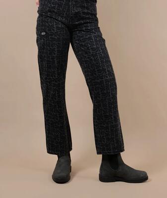 Jeans retroflo
