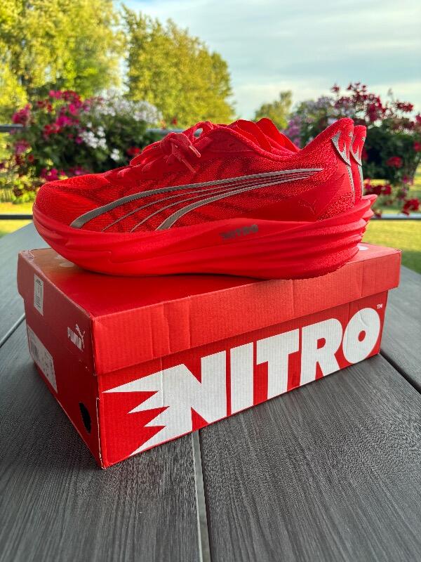 Tussen Particulieren - Puma Deviate Nitro 4 rood/zilver 1/7