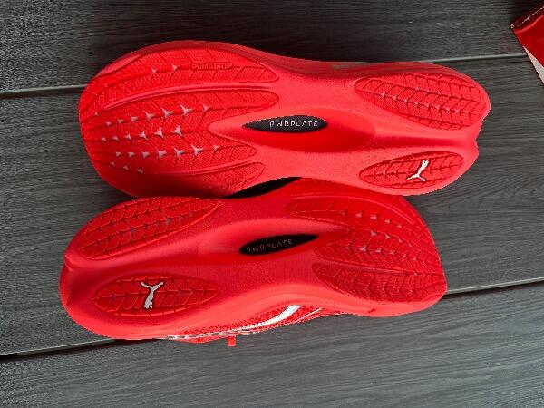 Tussen Particulieren - Puma Deviate Nitro 4 rood/zilver 4/7
