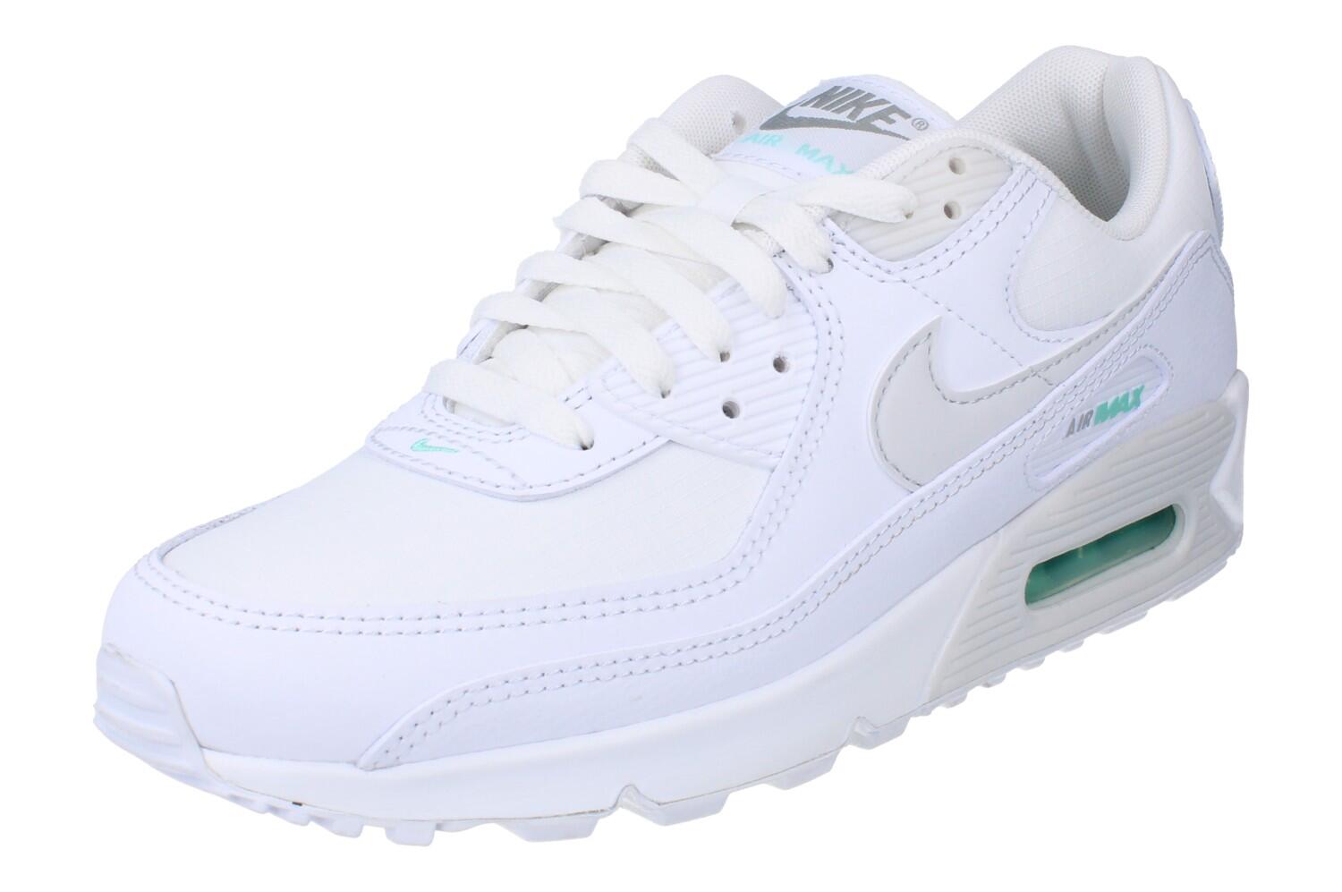 NIKE picture