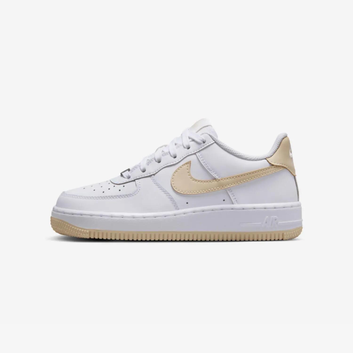 NIKE picture