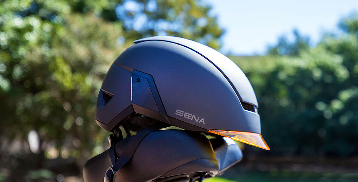 Kask do rowerów i hulajnóg elektrycznych z wbudowanym systemem komunikacji MESH. 6/10