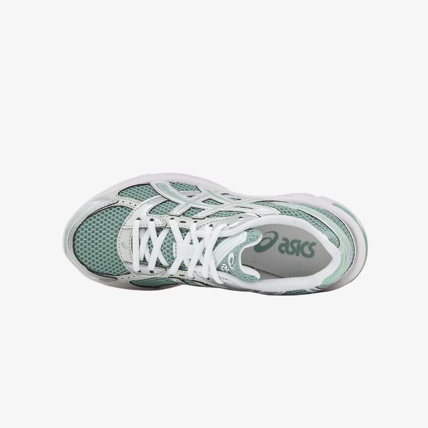 ASICS picture