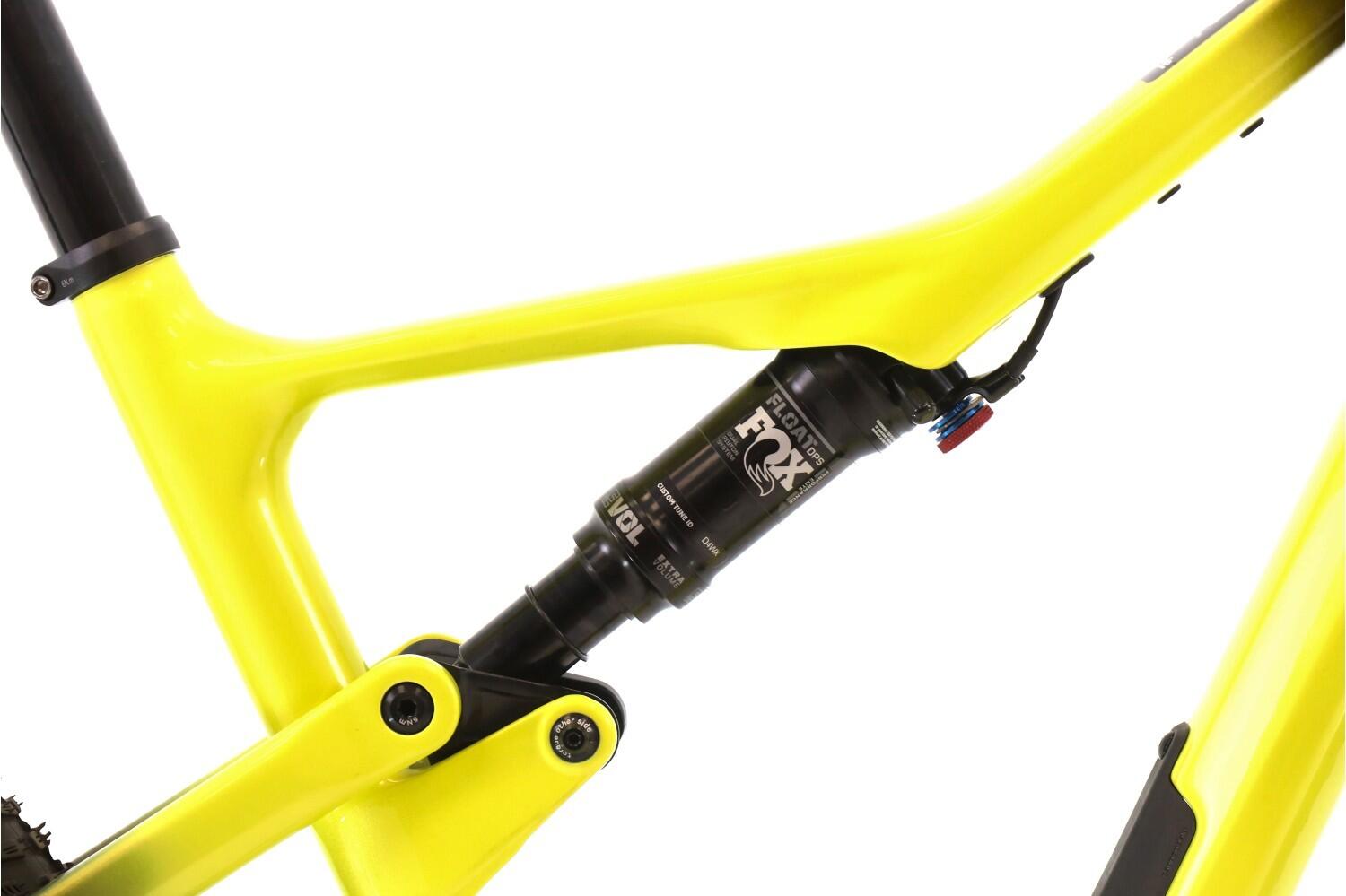 MTB ricondizionata ·   Carbon 4 · Ottimo stato 7/8