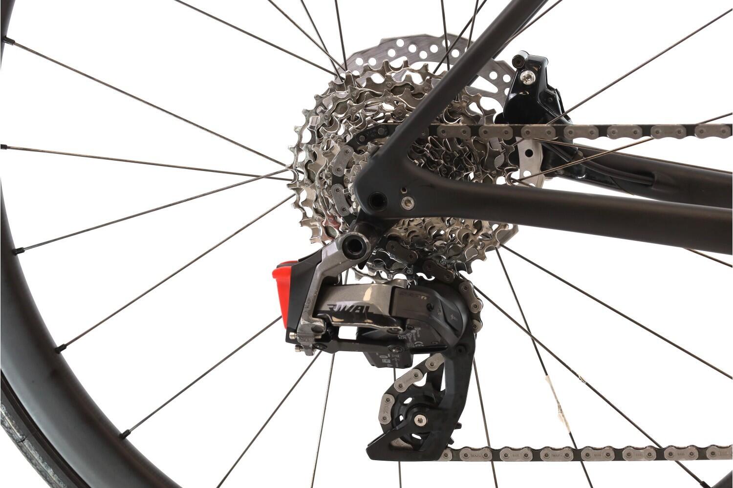 Segunda Vida · Bicicleta carretera ·  Roubaix Expert AXS 12V · Muy buen estado 3/8