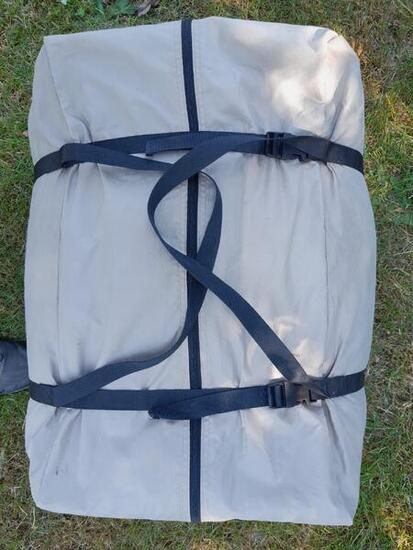 Entre Particuliers - Tente Quechua T6.2 XL B