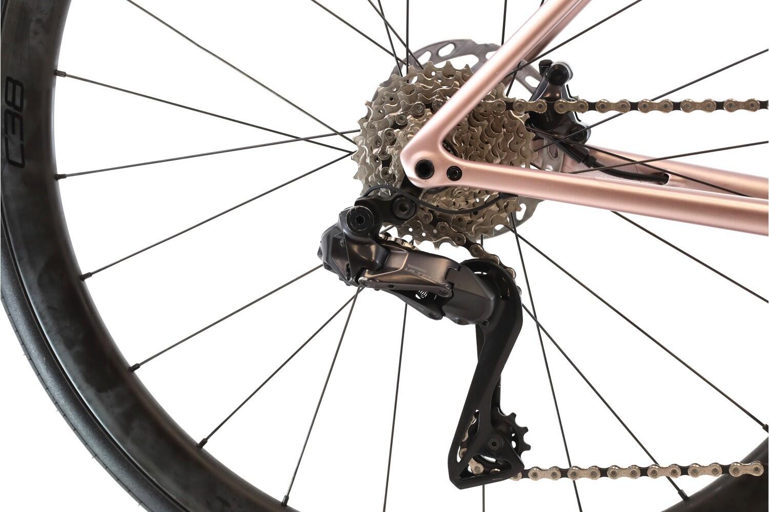 Segunda Vida · Bici carretera ·  Tarmac SL8 Expert Di2 12V · Muy buen estado 3/8