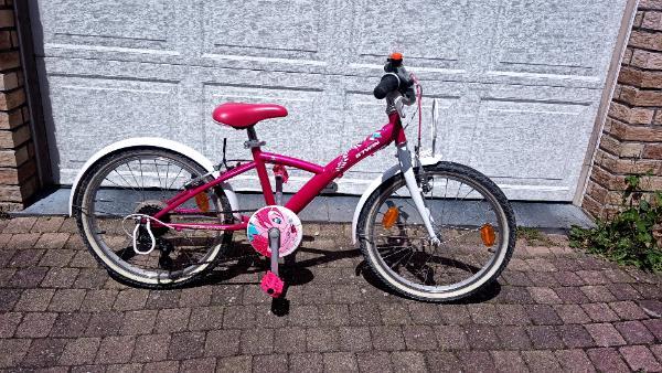 Tussen Particulieren - Roze fiets van 20 inch met 6 versnellingen 1/7