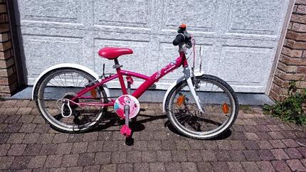 Tussen Particulieren - Roze fiets van 20 inch met 6 versnellingen