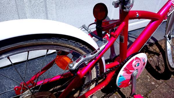 Tussen Particulieren - Roze fiets van 20 inch met 6 versnellingen 4/7