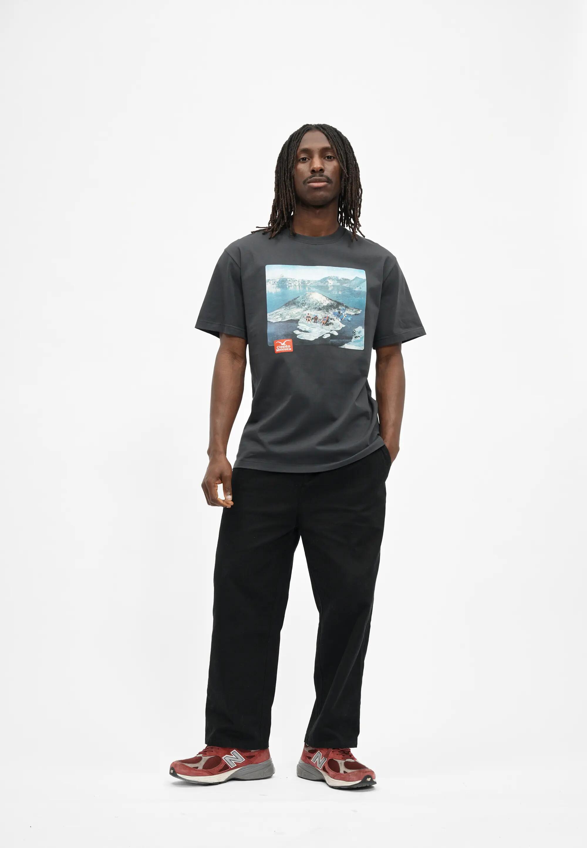 T-Shirt New Holiday 4/8
