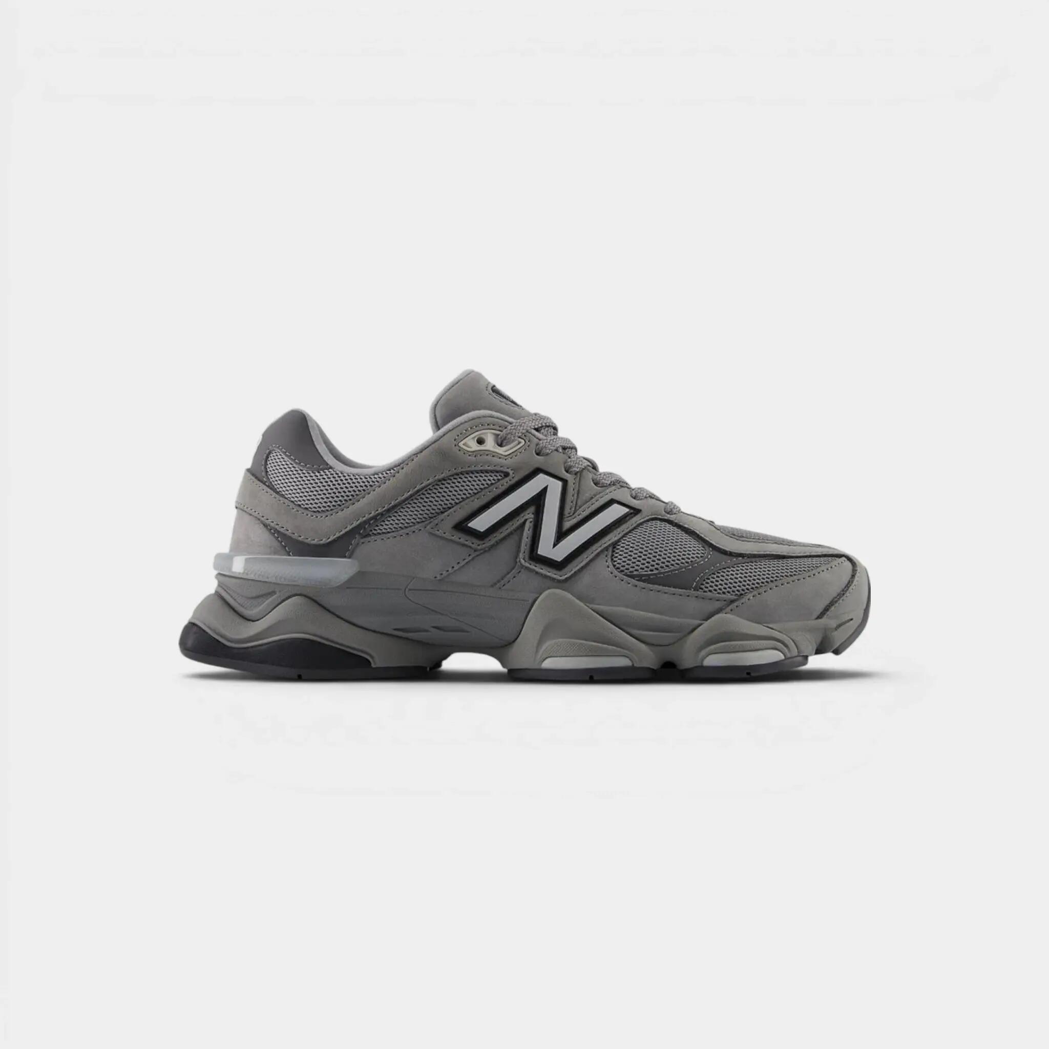 NEW BALANCE picture