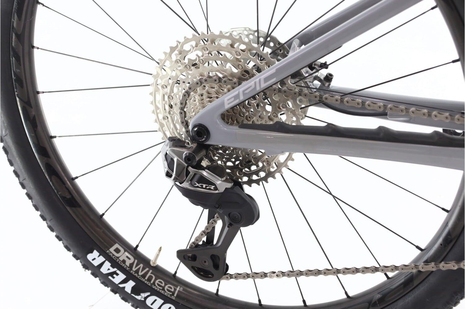 MTB ricondizionata ·  Epic Evo XTR Di2 · Ottimo stato 3/8