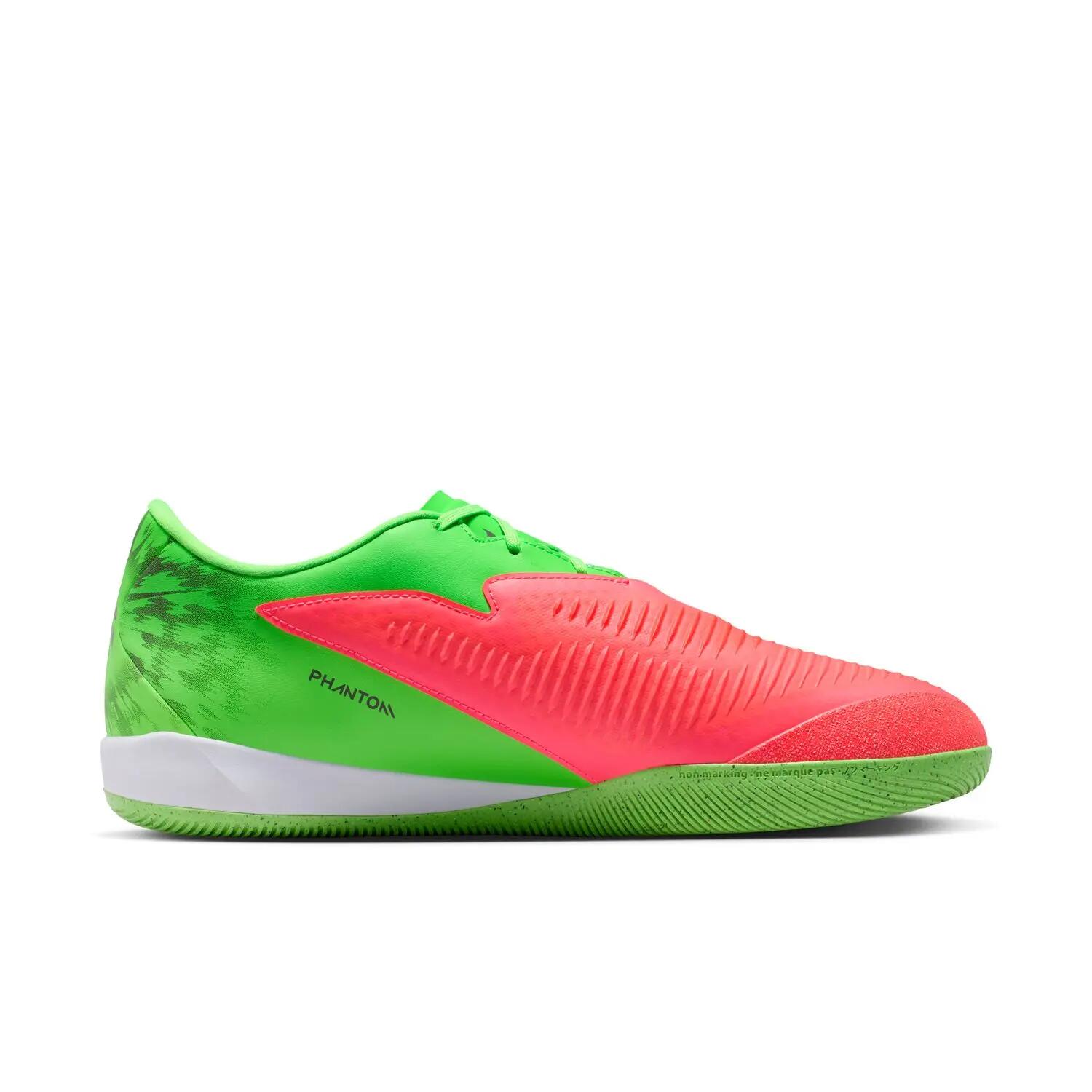 Futballcipő Nike Phantom 6 Low Academy IC Erling Haaland 9/10