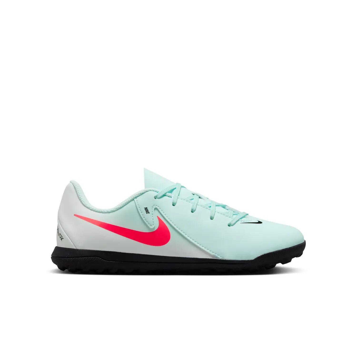 Buty piłkarskie Nike Phantom GX II Club TF Junior 8/10