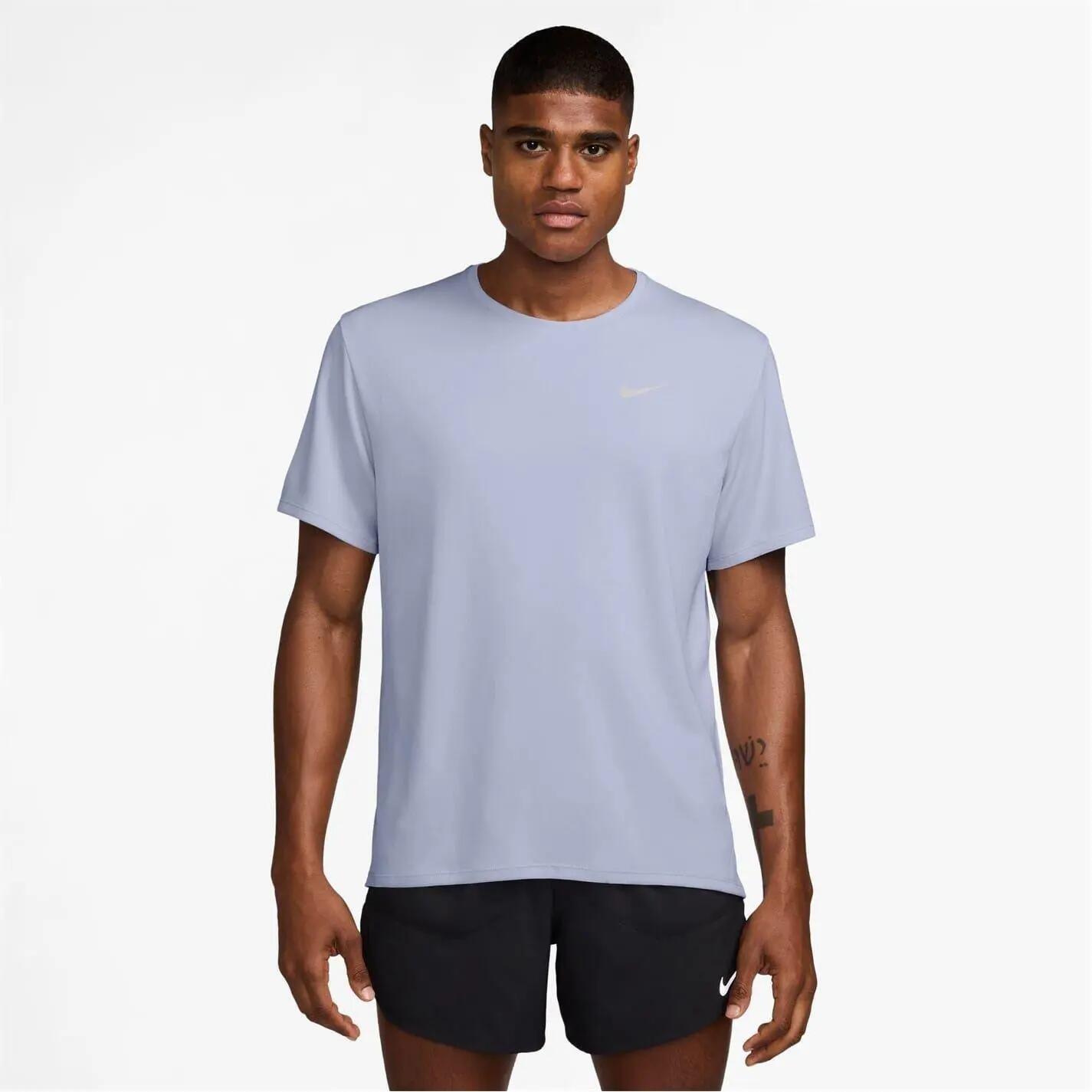 Nike Mens Miler Swoosh Reflective Detail T-Shirt