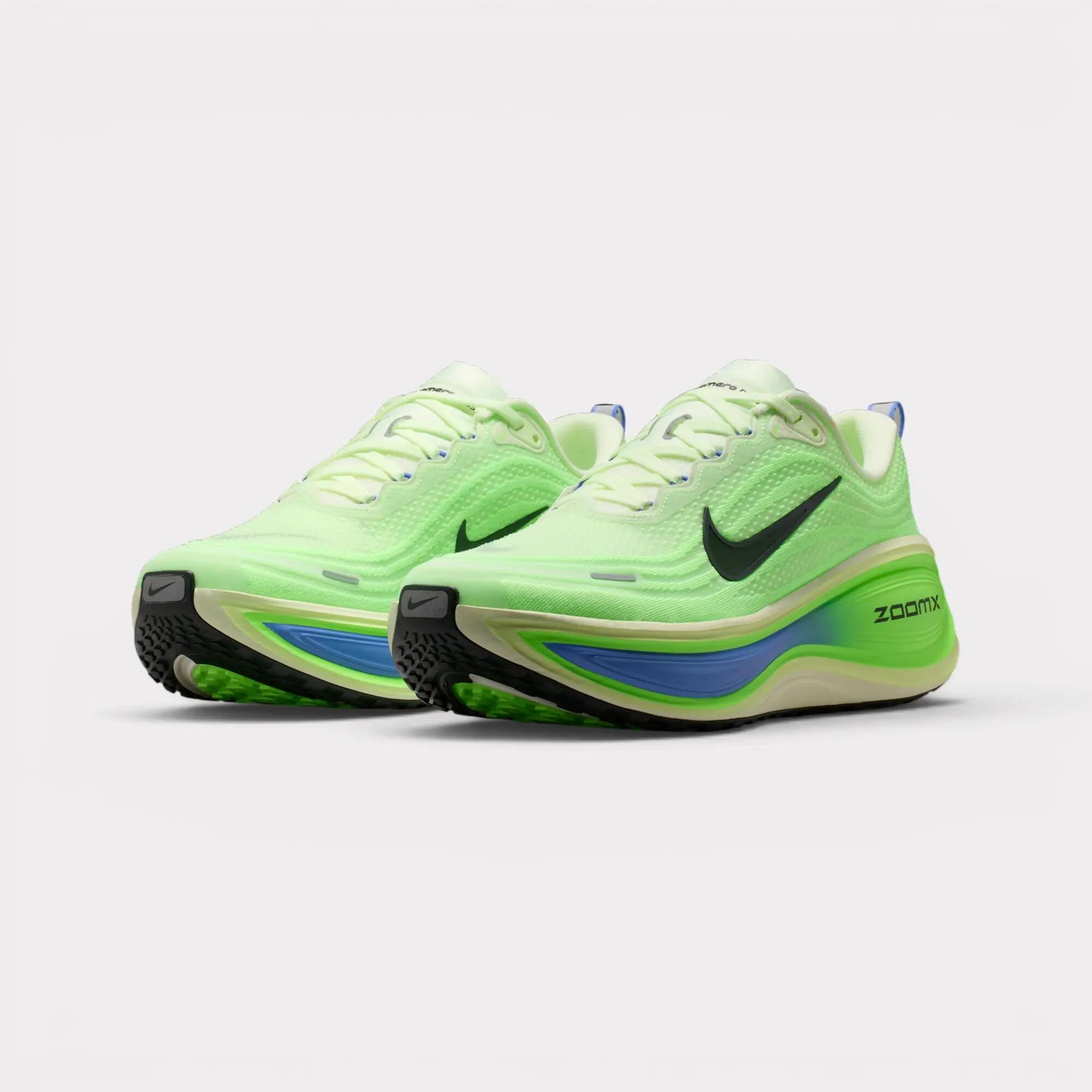 Nike Vomero Plus - Volt Tint 2/7