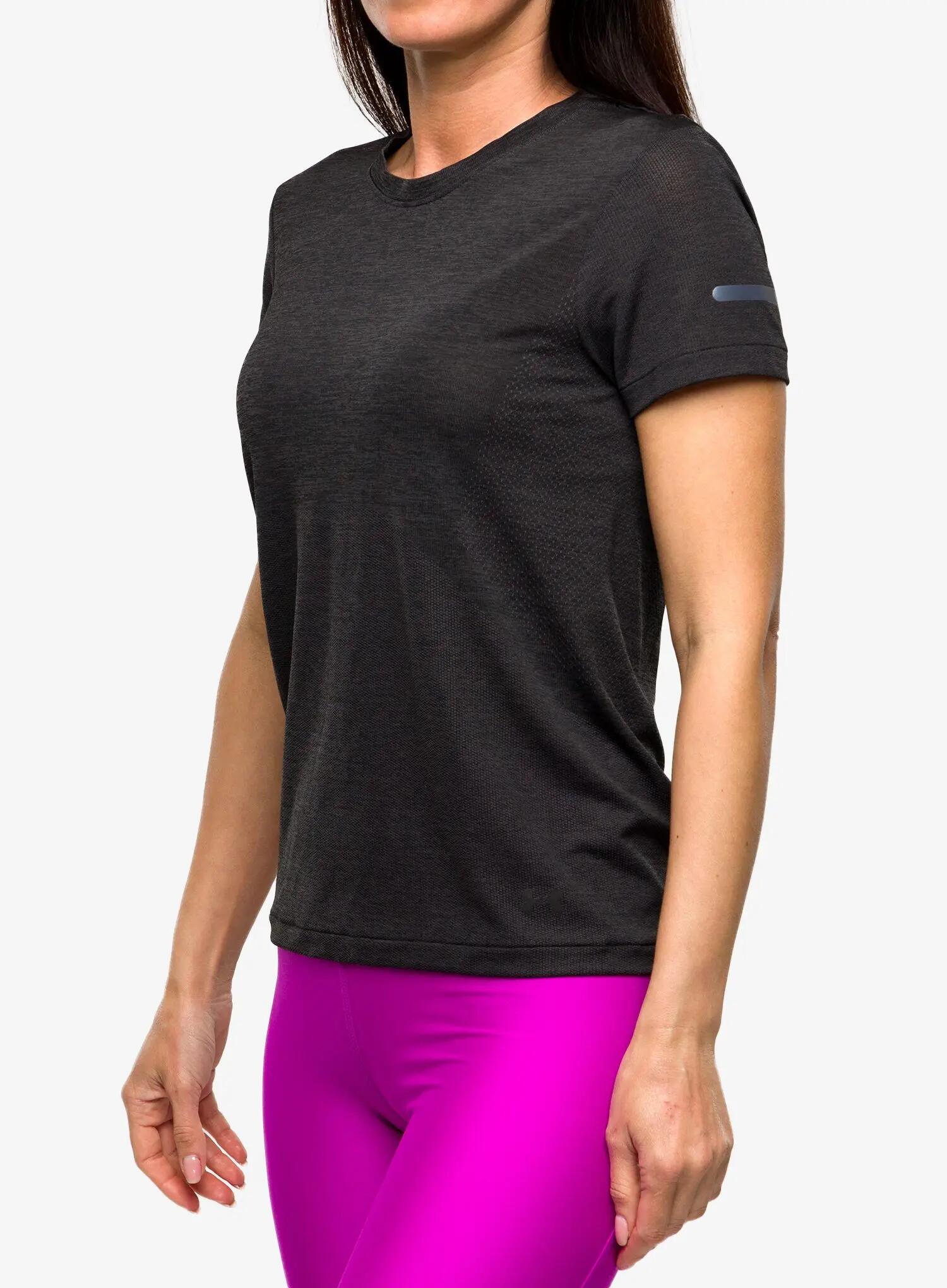 T-shirt Under armour Seamless Stride pour femmes 3/6