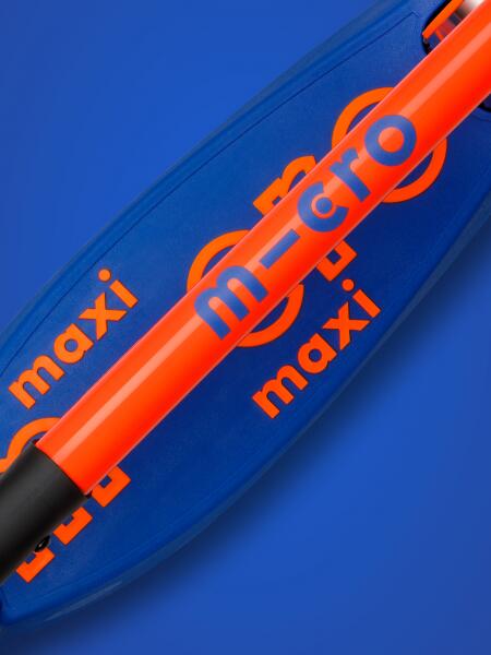Trotinete Infantil Micro Maxi Deluxe NEON Dobrável LED Azul/Laranja 7/7
