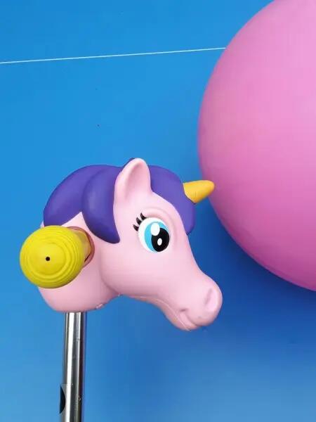 Tête de trottinette licorne rose 2/2