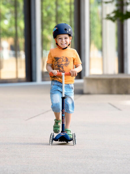 Trotinete Infantil Micro 3 Rodas Mini Deluxe LED Azul/Vermelho 2/7
