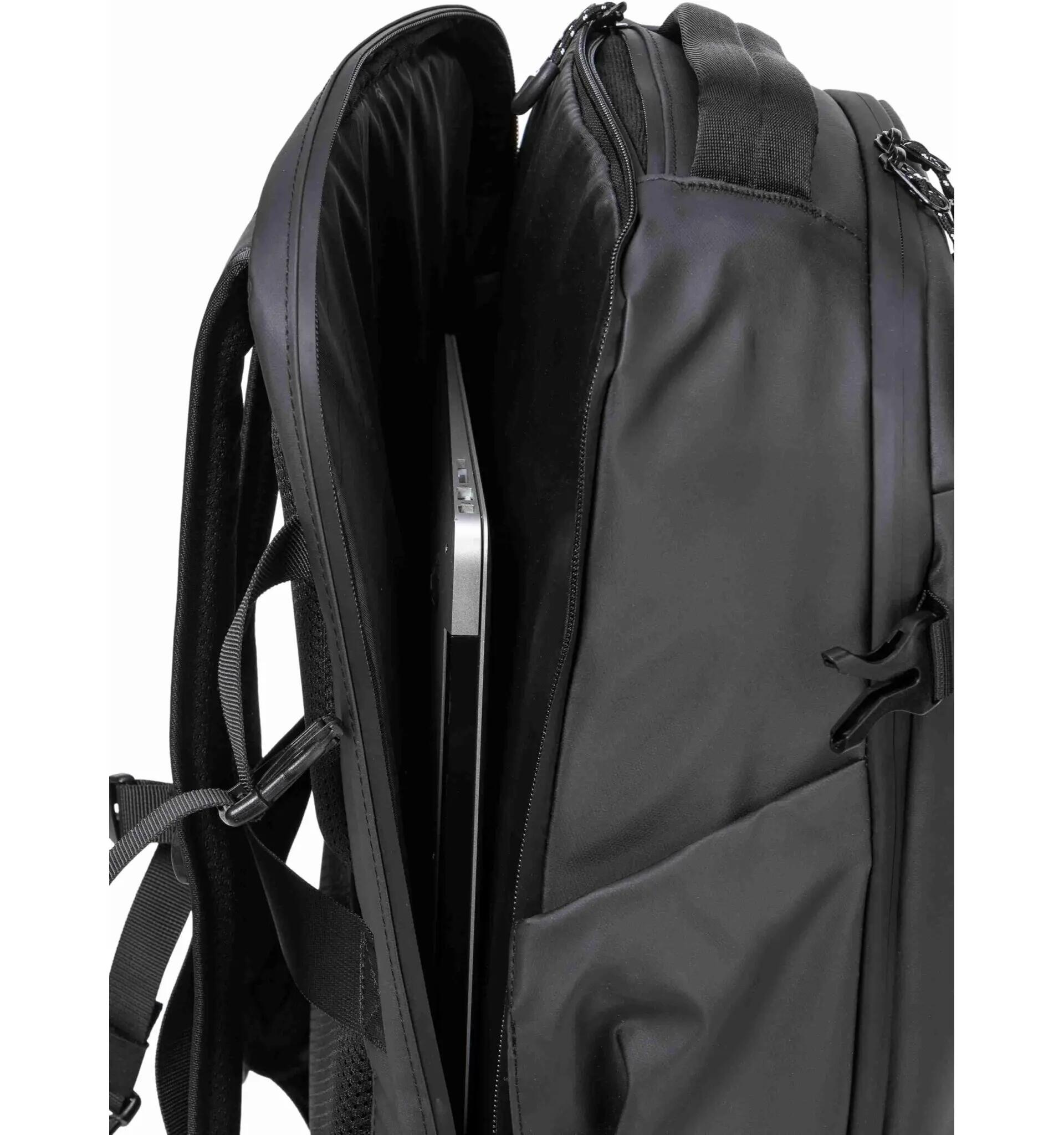 Batoh Onyx Black Meatfly 6/6