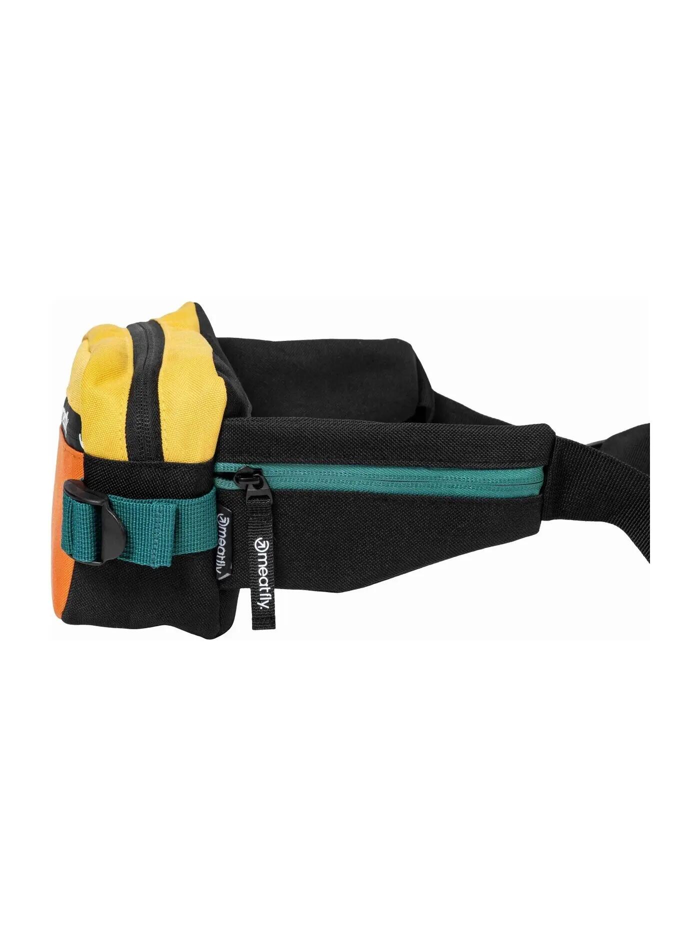 Nerka model Dash z wieloma kieszeniami i regulowanym paskiem 4,8L Meatfly 2/3