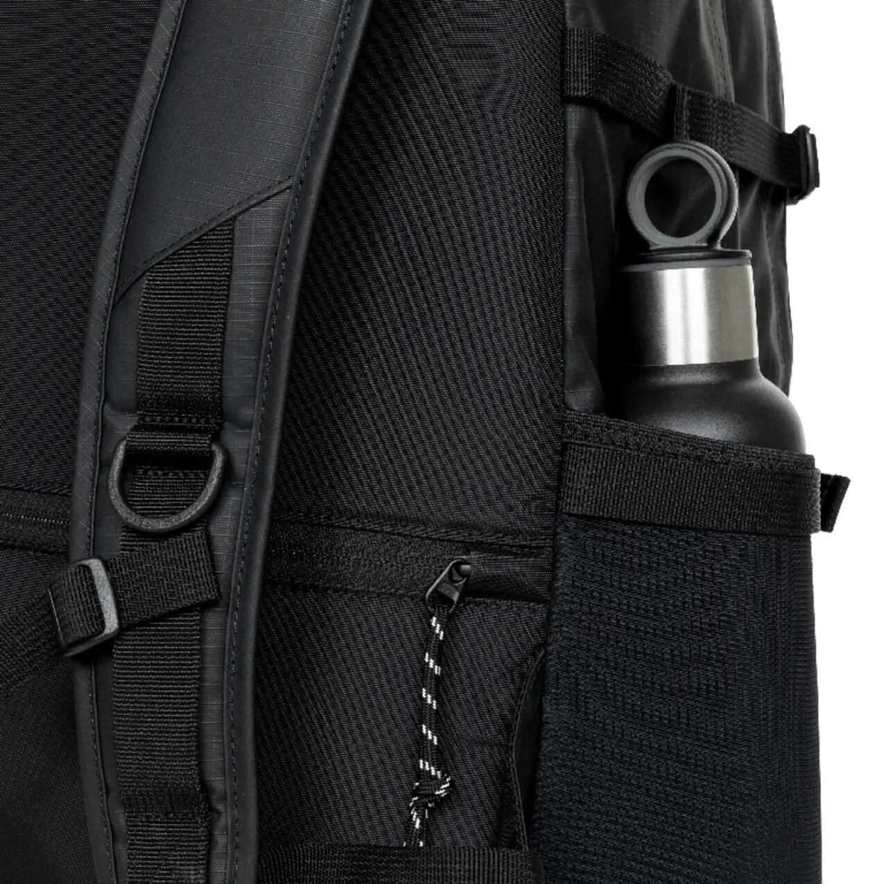 Mochila Eastpak Volker Pro 4/6