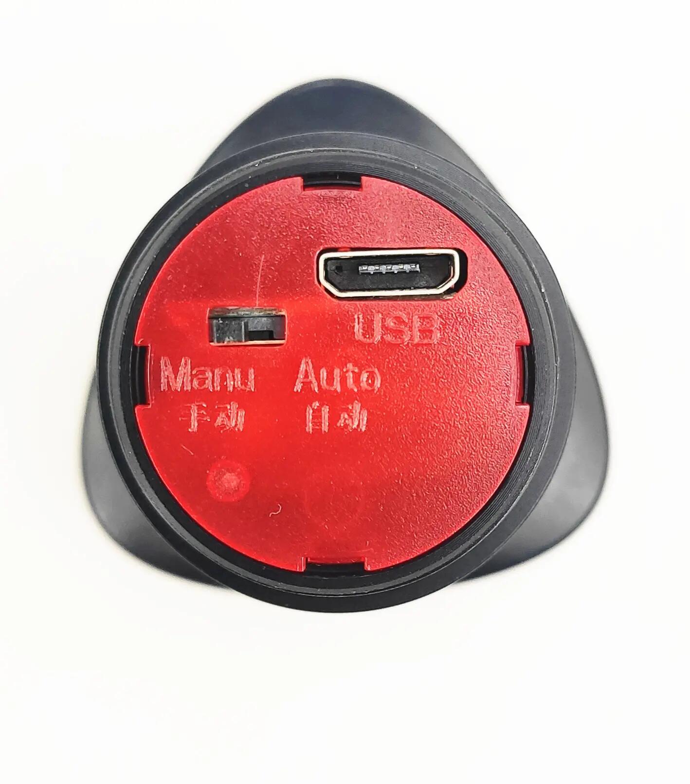 Lampa tył JET  AU135 60 lumenów USB/STOP/AUTO 4/5