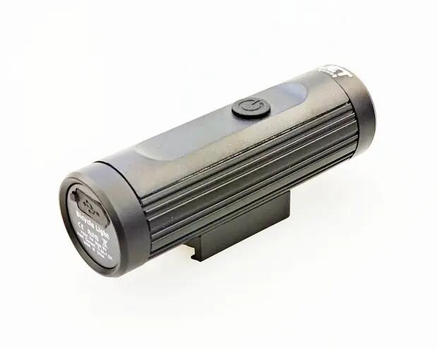 Lampa przód JET AU211 700 lumenów USB 3/5