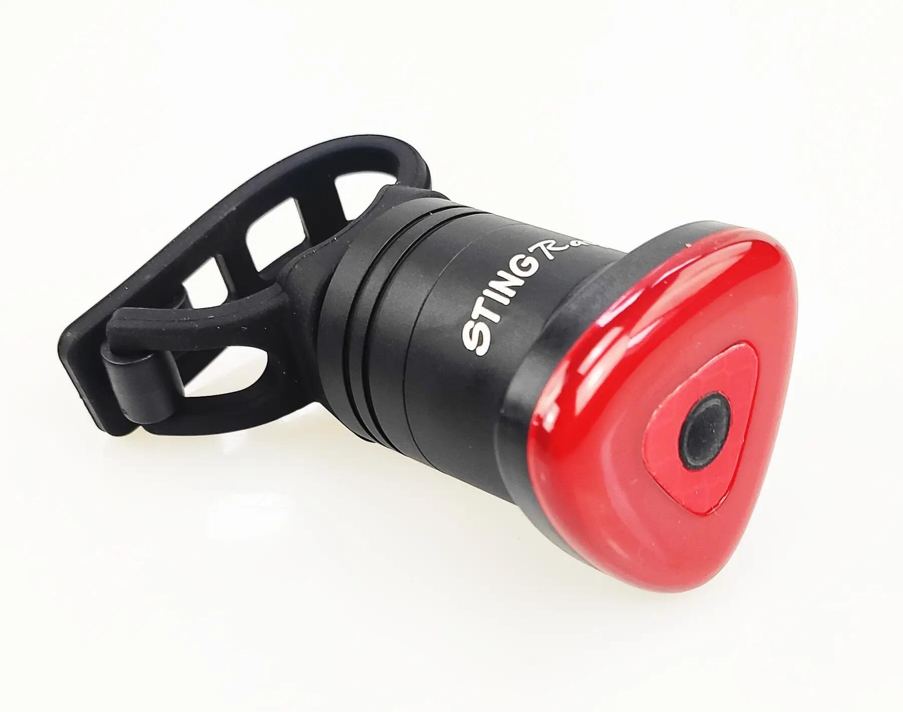 Lampa tył JET  AU135 60 lumenów USB/STOP/AUTO 2/5