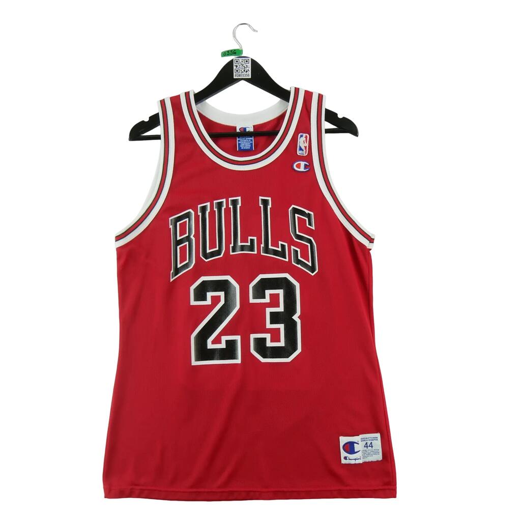 Second life - Champion Men’s NBA Chicago Bulls Jersey 23 - Very good