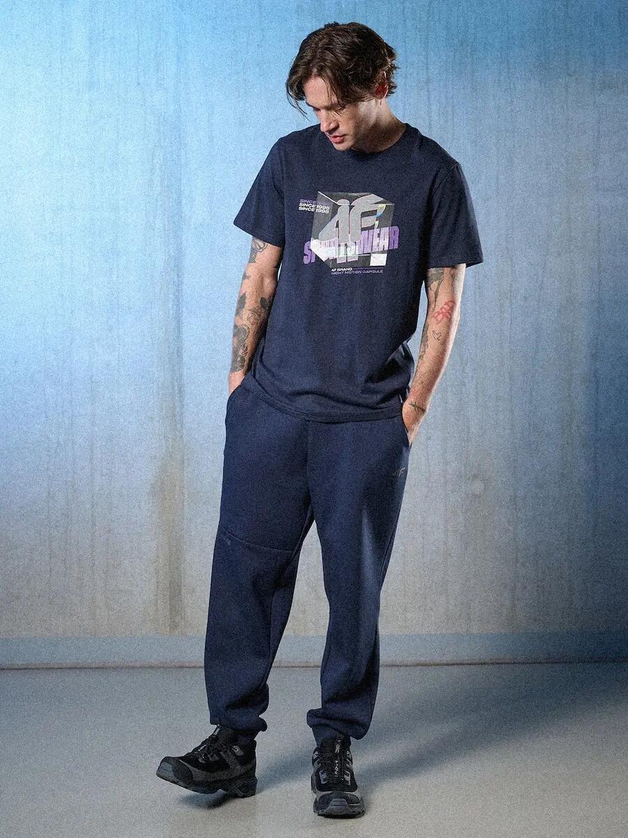 T-shirt regular z nadrukiem męski 4F 4FRSS26TTSHM3657 3/7