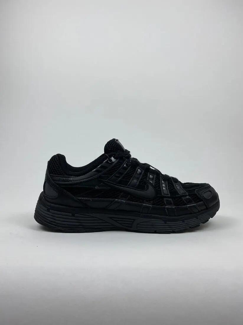 NIKE picture