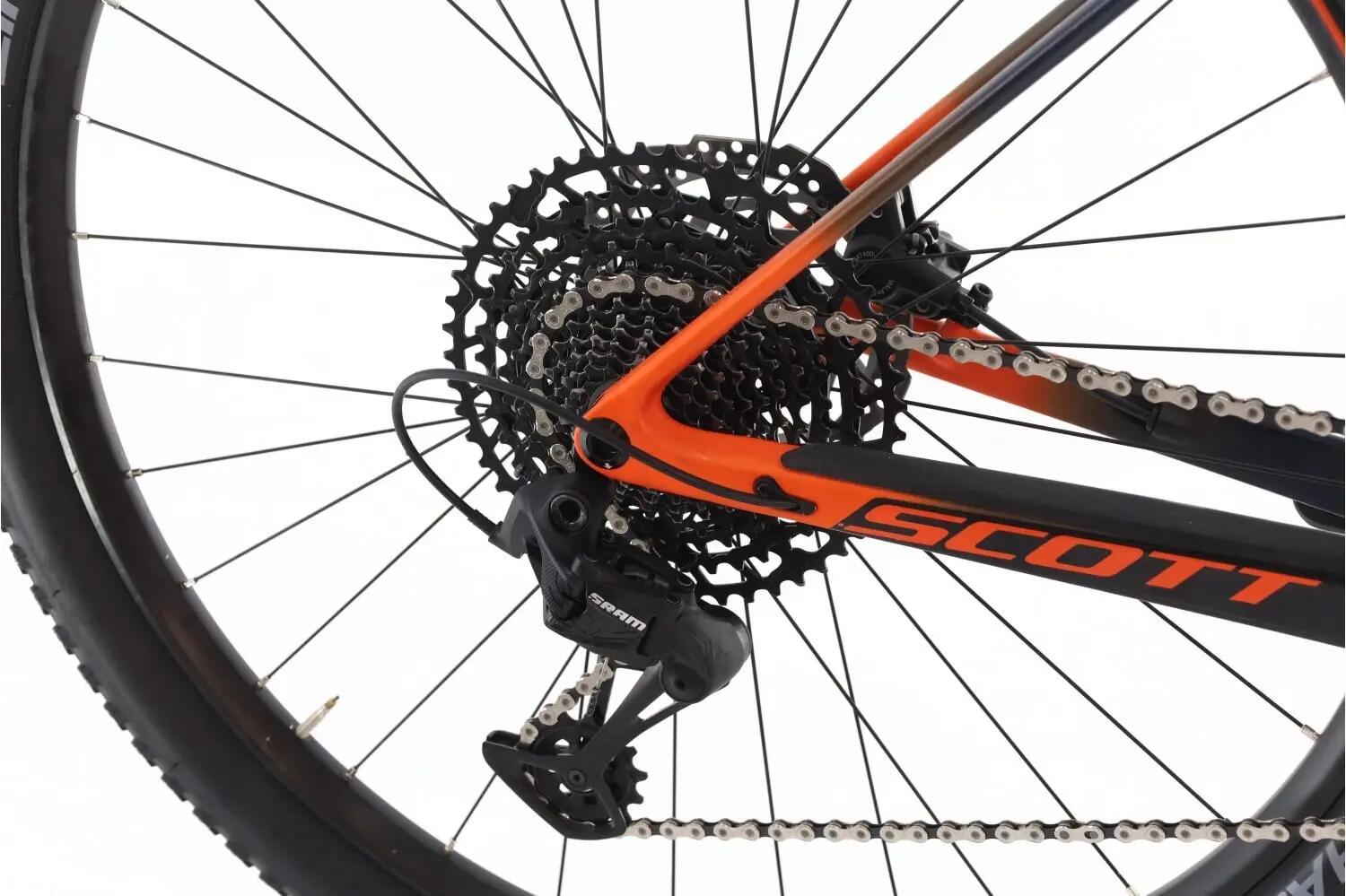 MTB ricondizionata ·  Scale 930 · Ottimo stato 3/8
