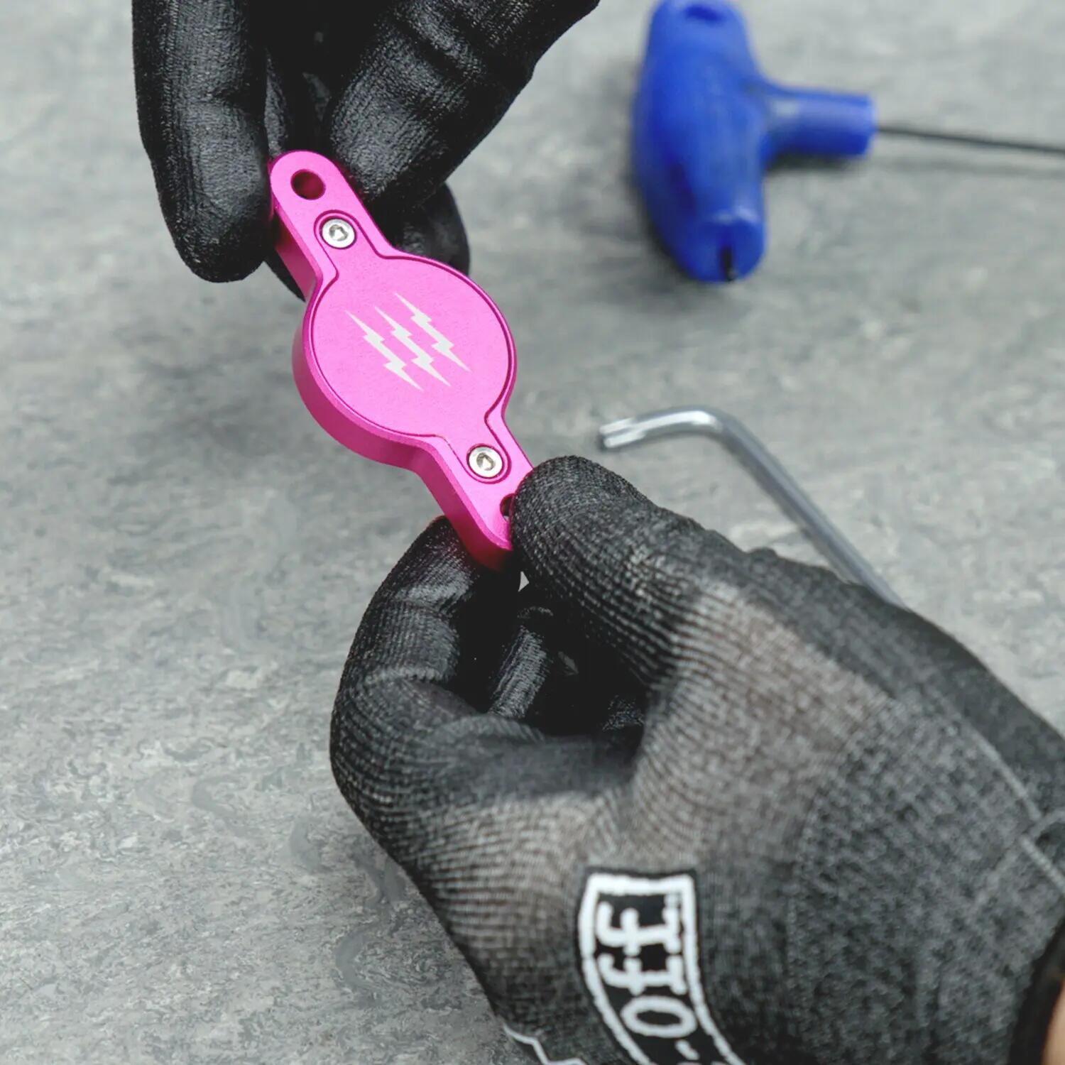 Secure Tag Holder Matte Black 5/5