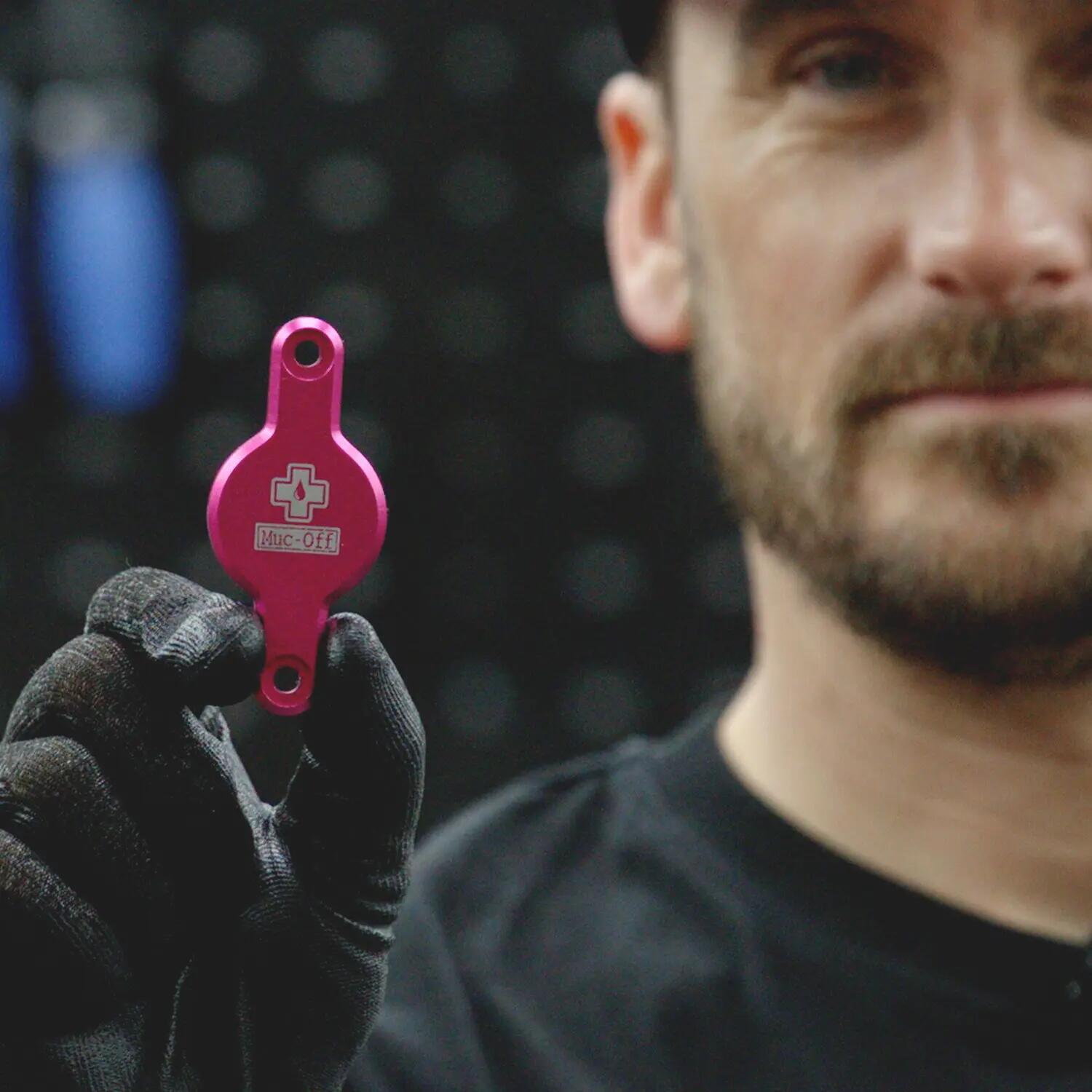 Secure Tag Holder Matte Black 2/5