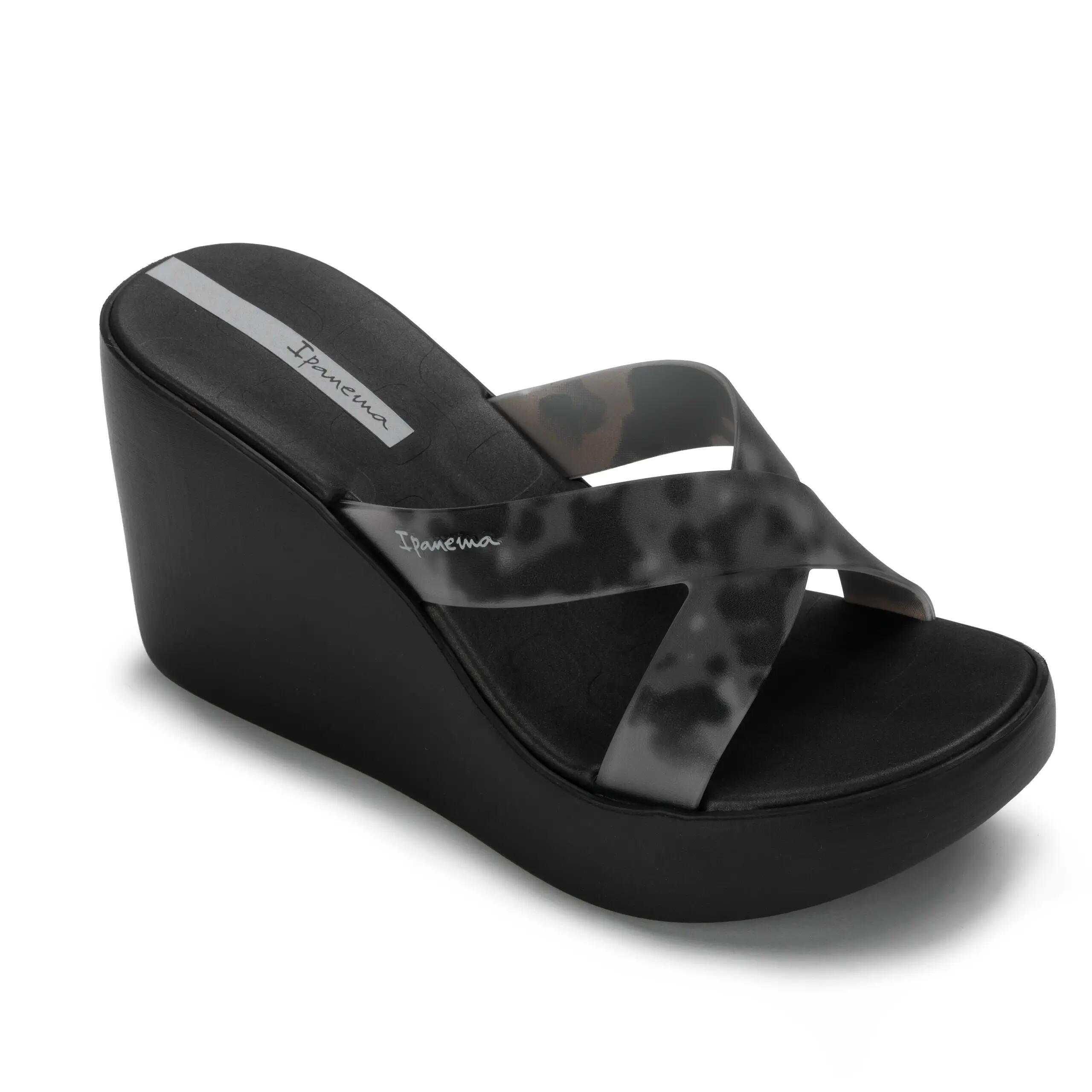 Klapki damskie na platformie Ipanema 83520 HIGH FASHION SLIDE FEM 5/7