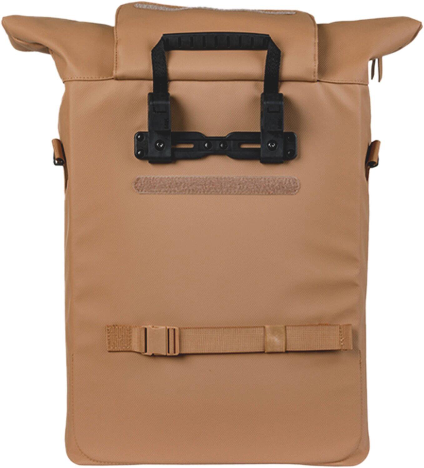 Bolsa trasera Basil Brooklyn 17L 4/5