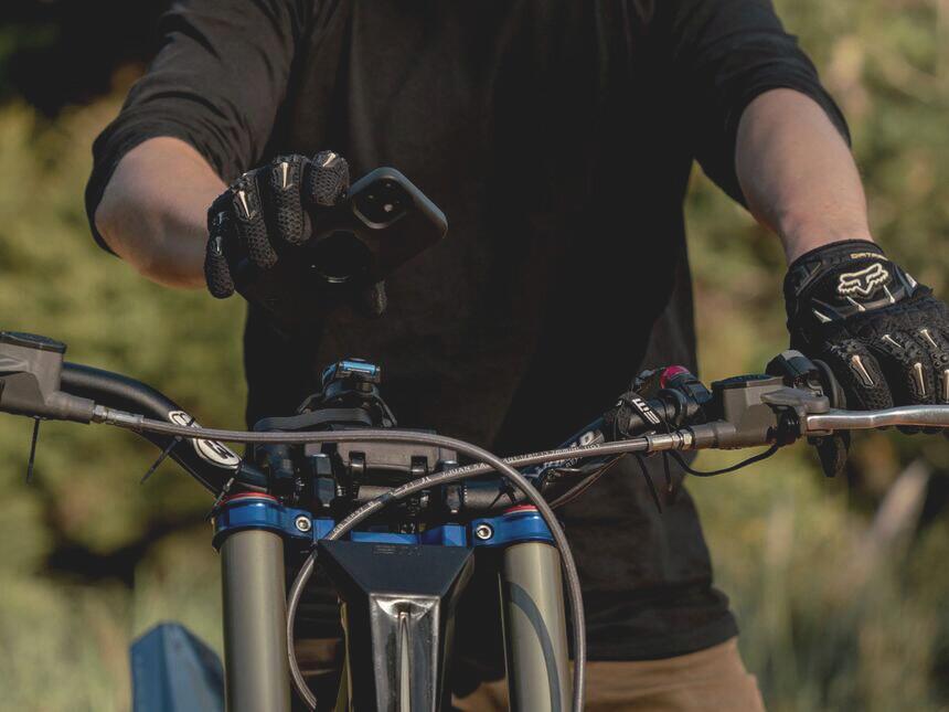 Motorcycle Handlebar Mount (V2) 5/5